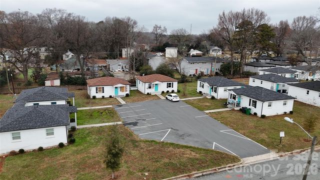 2232 Alma Court, Charlotte, NC 28206