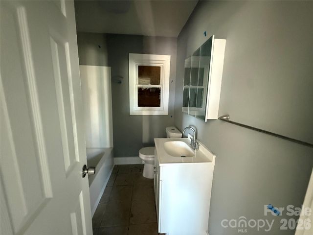 2232 Alma Court, Charlotte, NC 28206