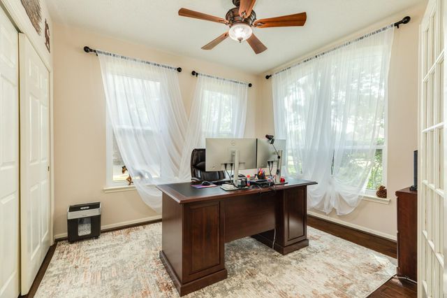 412 Melodywood Drive, Friendswood, TX 77546