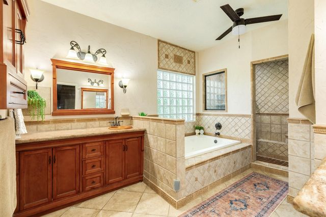 412 Melodywood Drive, Friendswood, TX 77546