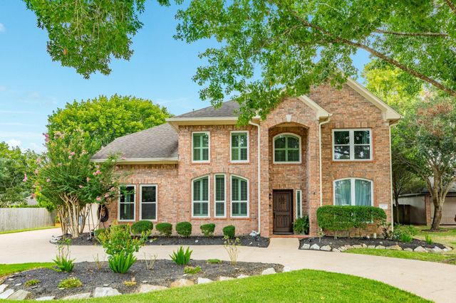 412 Melodywood Drive, Friendswood, TX 77546