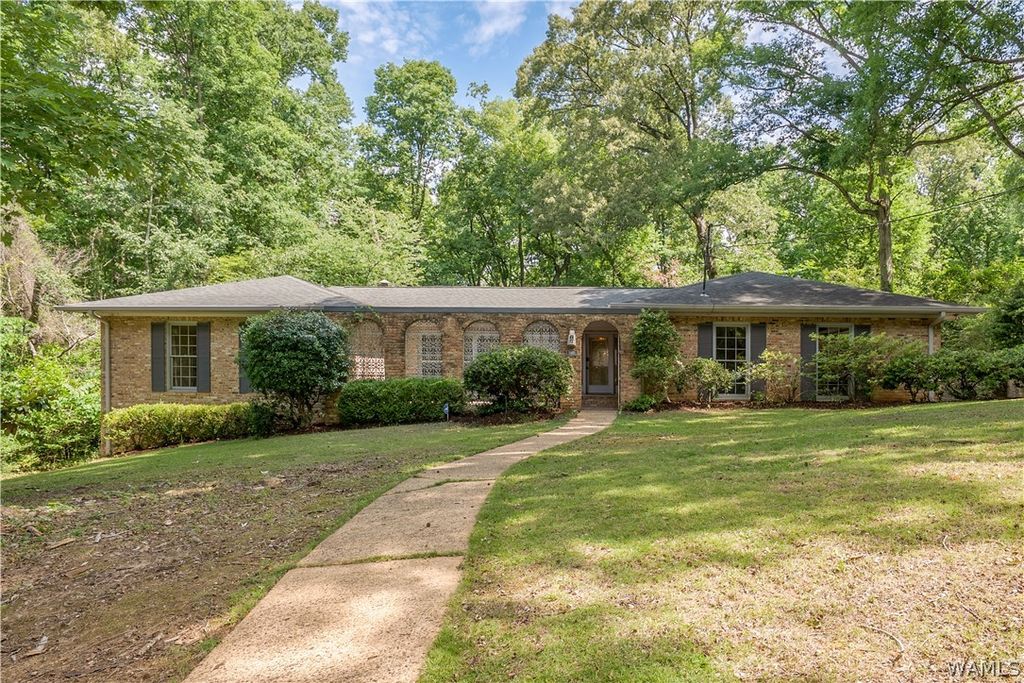 3460 Firethorn, Tuscaloosa, AL 35405