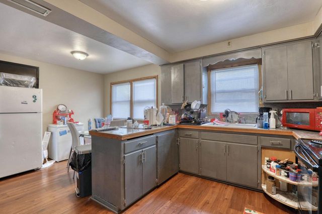 4663 N Green Bay AVENUE, Milwaukee, WI 53209