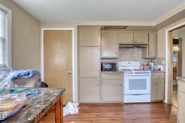 4663 N Green Bay AVENUE, Milwaukee, WI 53209