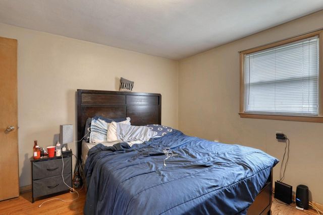 4663 N Green Bay AVENUE, Milwaukee, WI 53209