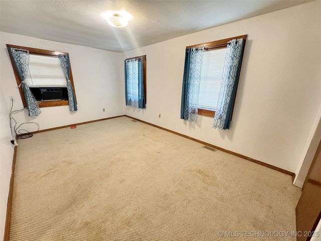 802 Schley Street, Vian, OK 74962