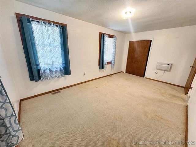 802 Schley Street, Vian, OK 74962