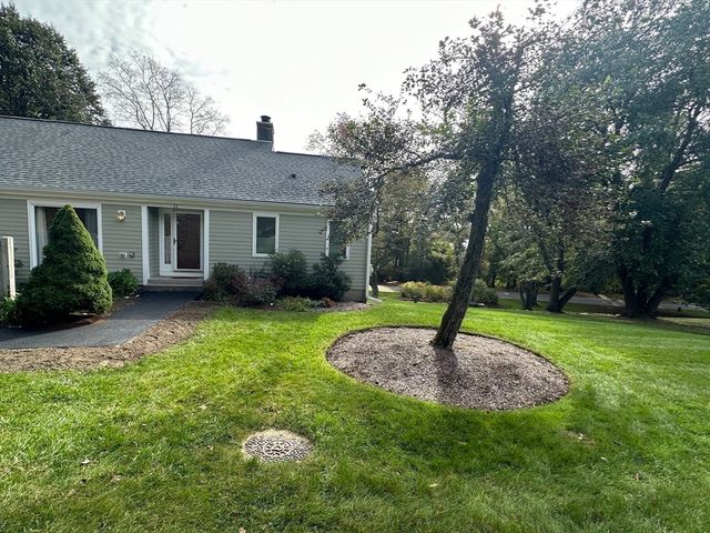 11 Drummer Boy Way 11, Lexington, MA 02420