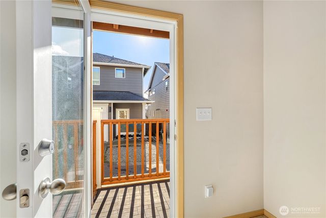 1025 Banyan Street, Bremerton, WA 98310