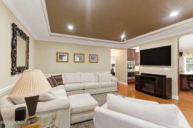 10 Cauthen Court, Manalapan, NJ 07726