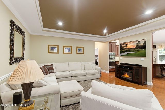 10 Cauthen Court, Manalapan, NJ 07726