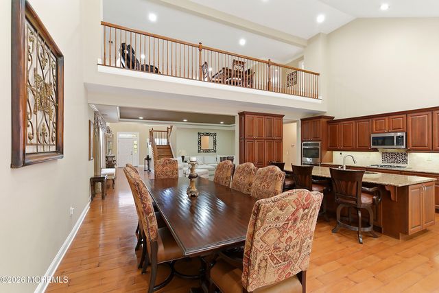 10 Cauthen Court, Manalapan, NJ 07726