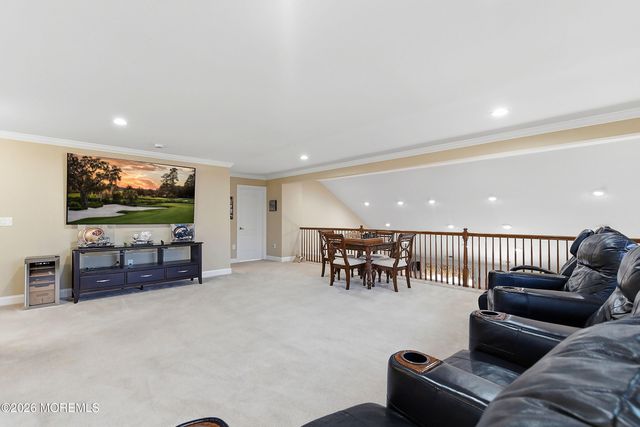10 Cauthen Court, Manalapan, NJ 07726