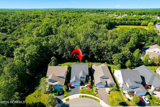10 Cauthen Court, Manalapan, NJ 07726