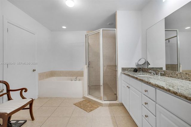3001 NE 185th St 610, Aventura, FL 33180