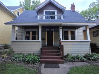 1749 Laurel Avenue, Saint Paul, MN 55104