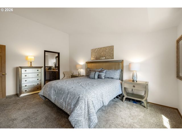 2687 Ne 2ND Dr, Hillsboro, OR 97124