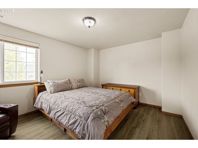 2687 Ne 2ND Dr, Hillsboro, OR 97124