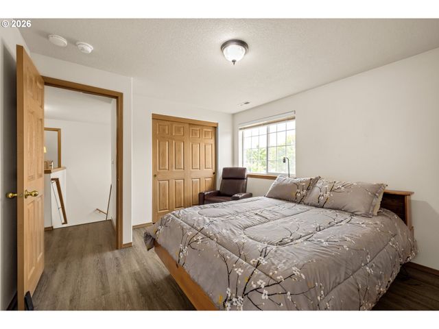 2687 Ne 2ND Dr, Hillsboro, OR 97124