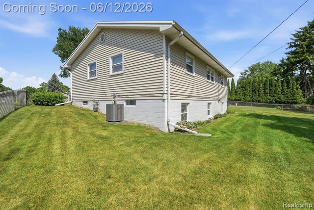 3118 Elk Street, Port Huron, MI 48060