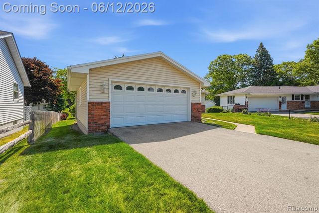 3118 Elk Street, Port Huron, MI 48060