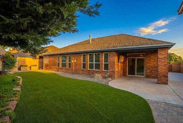 2749 Corte De La Villa SE, Rio Rancho, NM 87124