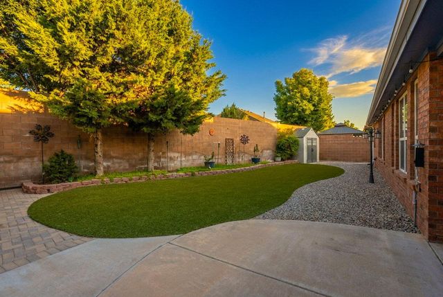 2749 Corte De La Villa SE, Rio Rancho, NM 87124