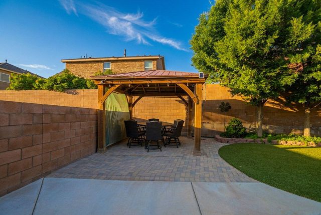 2749 Corte De La Villa SE, Rio Rancho, NM 87124