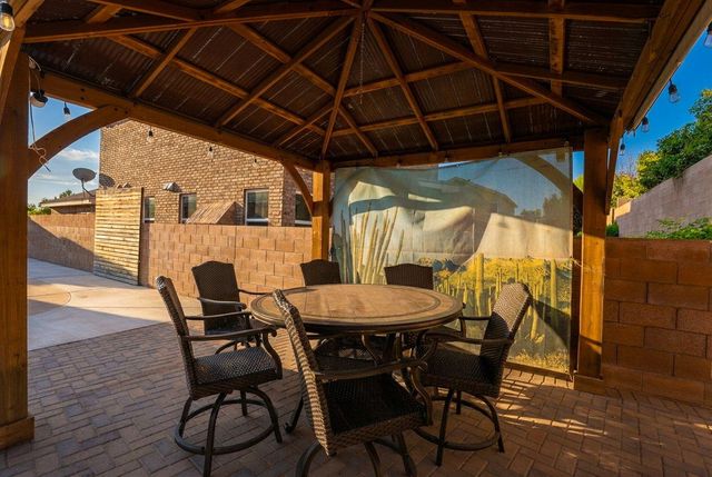 2749 Corte De La Villa SE, Rio Rancho, NM 87124