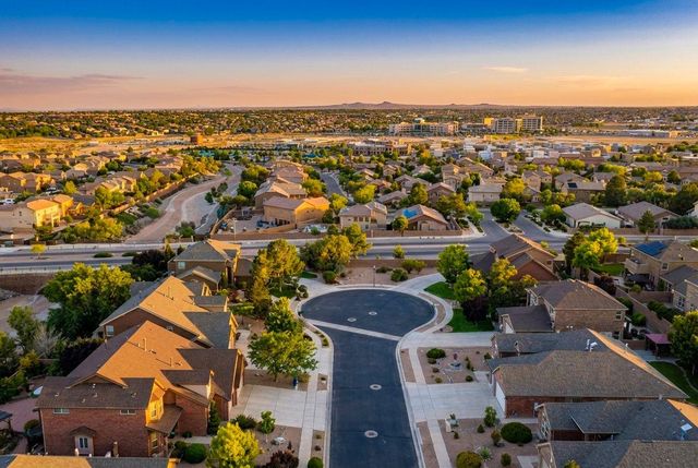 2749 Corte De La Villa SE, Rio Rancho, NM 87124