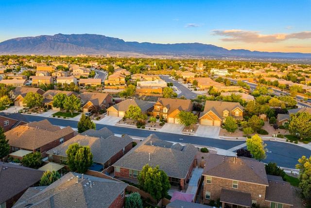 2749 Corte De La Villa SE, Rio Rancho, NM 87124
