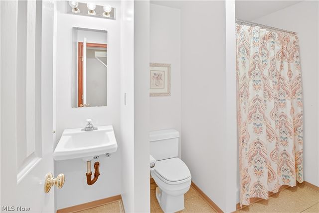 218 Wells Court, Euclid, OH 44132