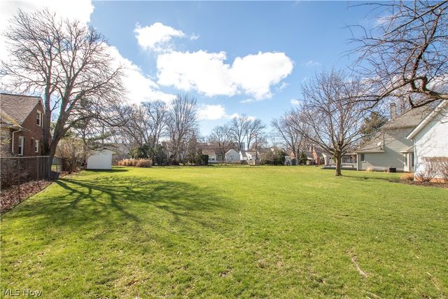 218 Wells Court, Euclid, OH 44132