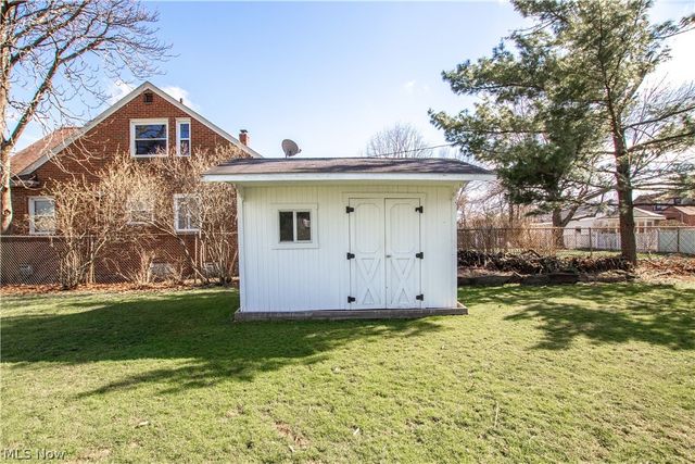 218 Wells Court, Euclid, OH 44132