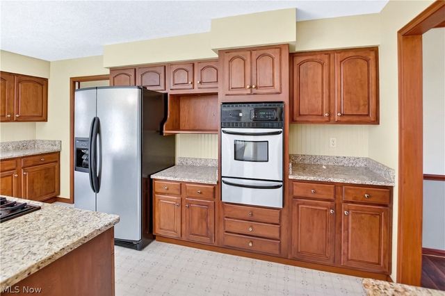 218 Wells Court, Euclid, OH 44132