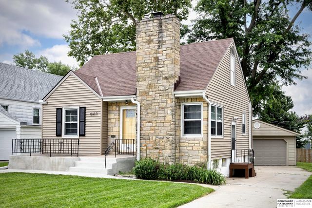 6455 Poppleton Avenue, Omaha, NE 68106
