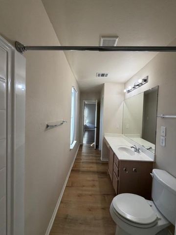 801 Dawlish DR, Pflugerville, TX 78660