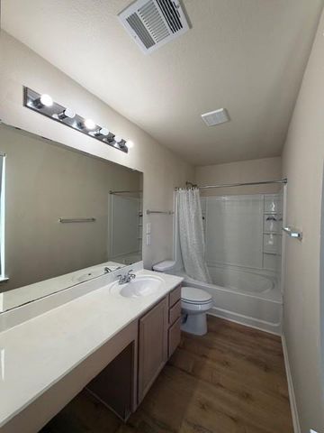 801 Dawlish DR, Pflugerville, TX 78660