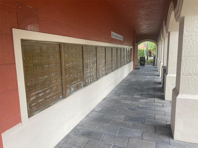 2755 VIA CAPRI 1225, Clearwater, FL 33764