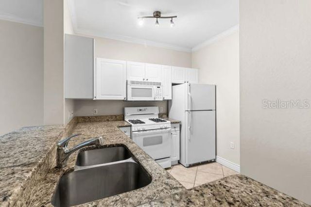 2755 VIA CAPRI 1225, Clearwater, FL 33764