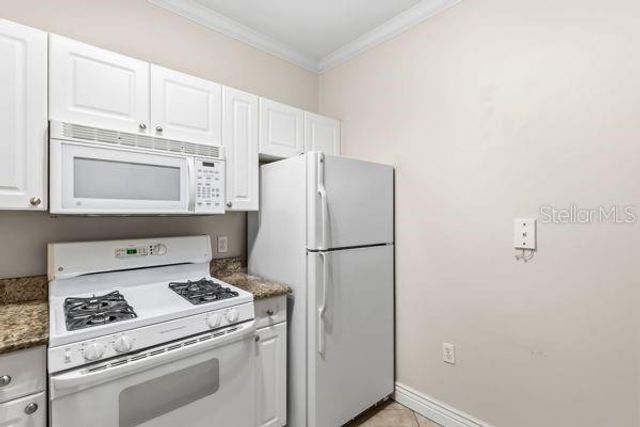 2755 VIA CAPRI 1225, Clearwater, FL 33764
