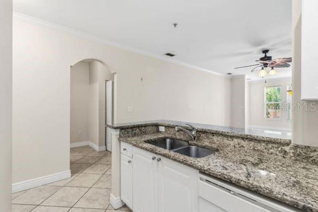 2755 VIA CAPRI 1225, Clearwater, FL 33764