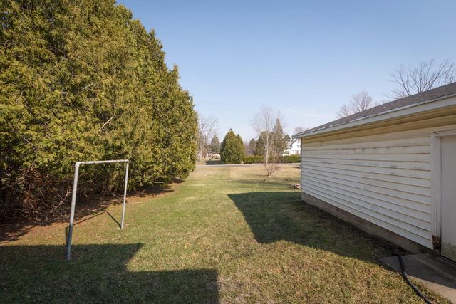 414 Grove STREET, Mayville, WI 53050