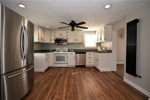809 Franklin Ave, Connellsville, PA 15425