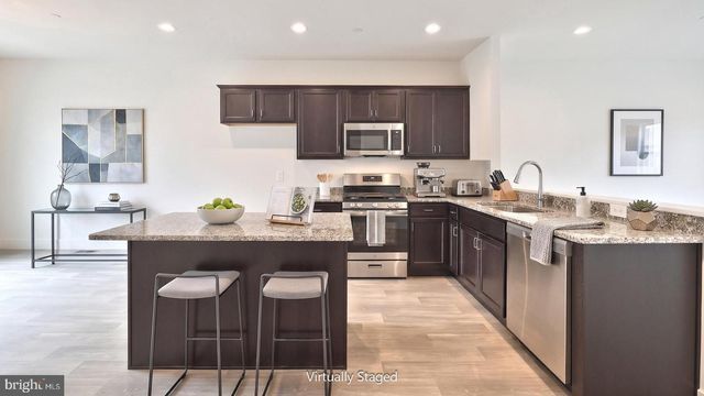 105 MADISON DR, Mechanicsburg, PA 17055