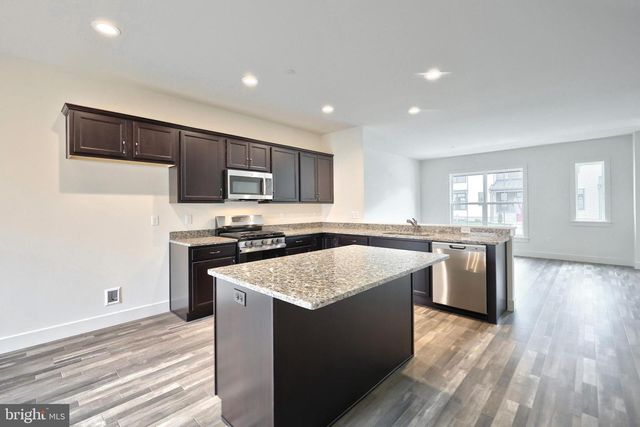 105 MADISON DR, Mechanicsburg, PA 17055