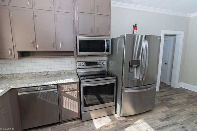 925 Lincoln Street, Eden, NC 27288