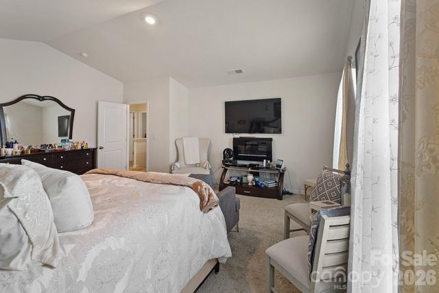 9836 Oak Barrel Lane, Charlotte, NC 28215