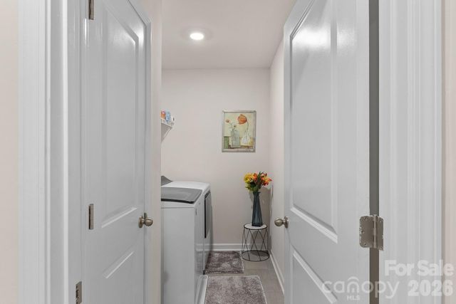 9836 Oak Barrel Lane, Charlotte, NC 28215