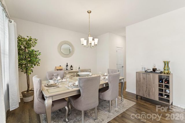 9836 Oak Barrel Lane, Charlotte, NC 28215